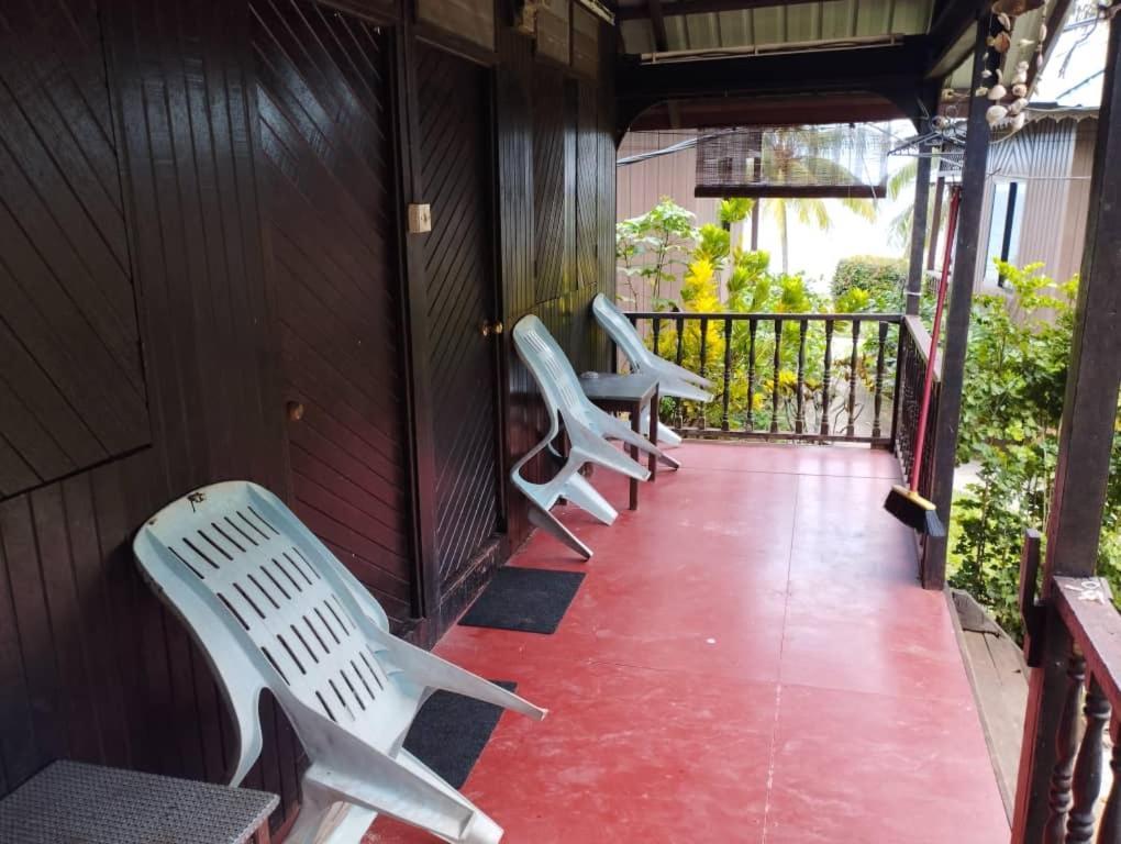 ABC Beach Tioman Kampong Ayer Batang Exterior foto