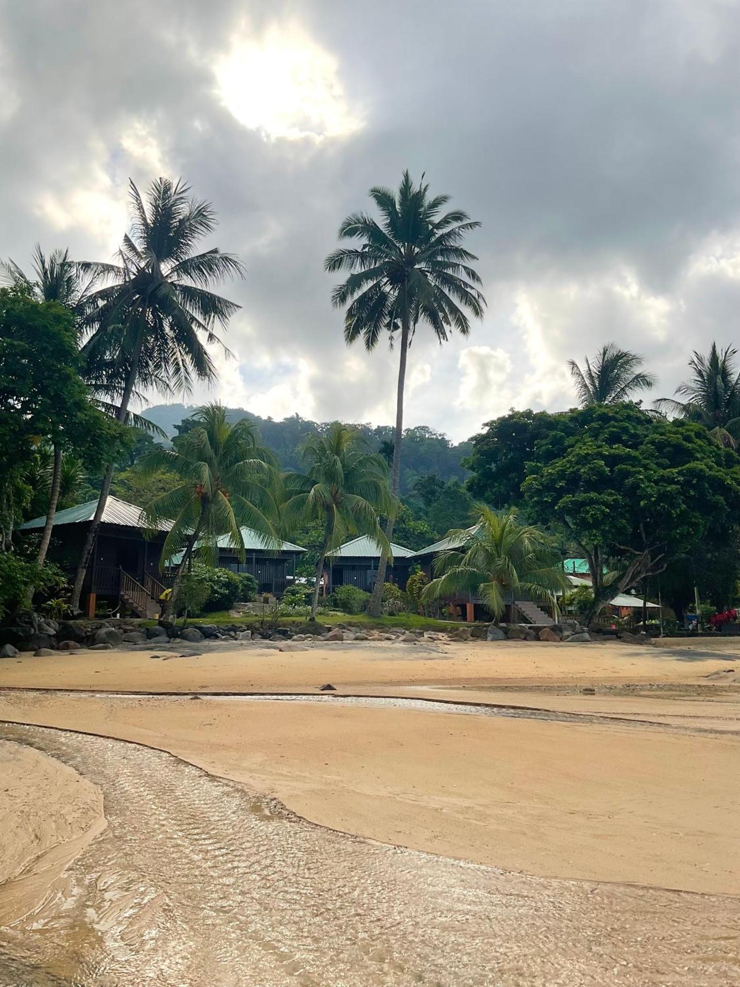 ABC Beach Tioman Kampong Ayer Batang Exterior foto